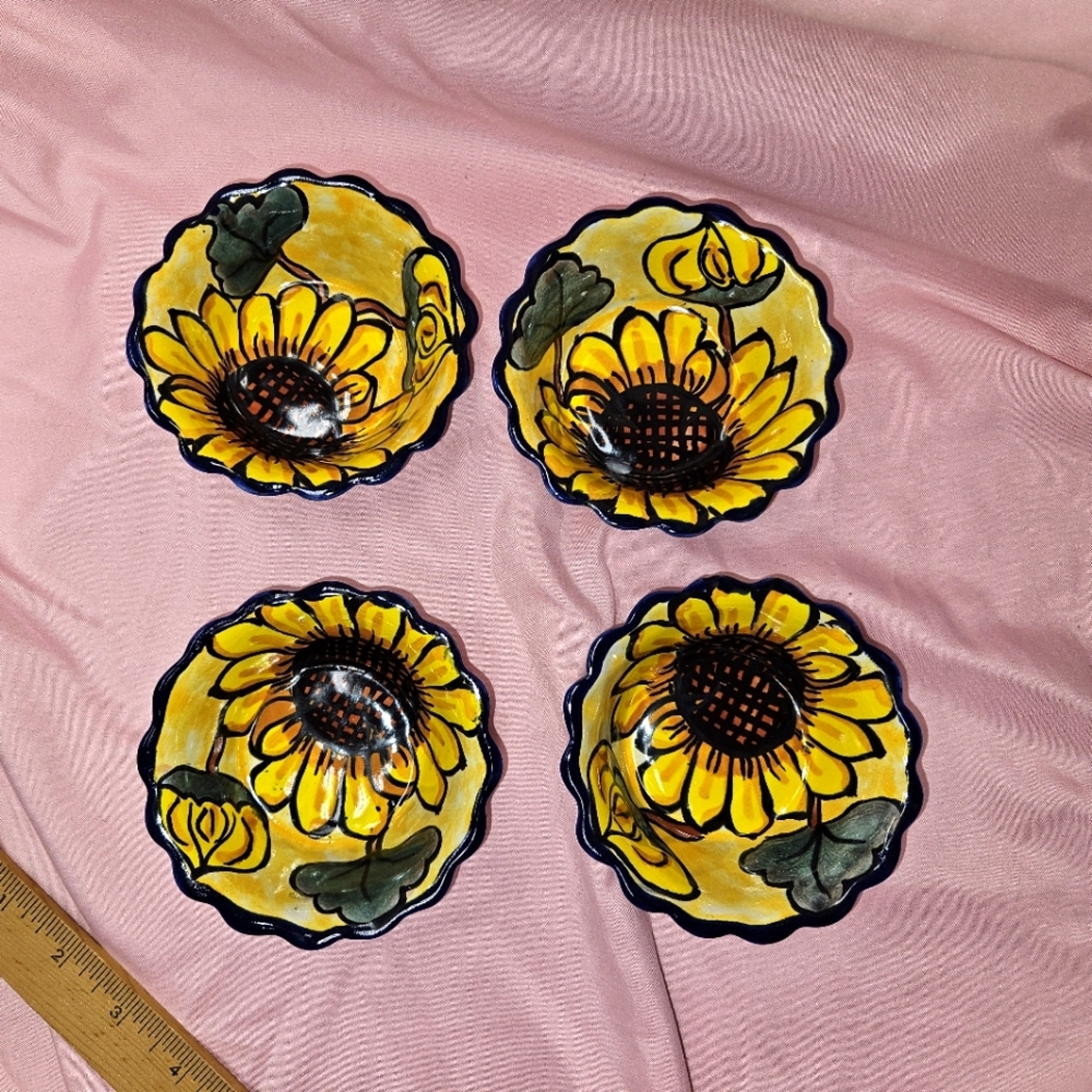 Small Mexico Red Clay Sunflower Amora Talavera Bowls